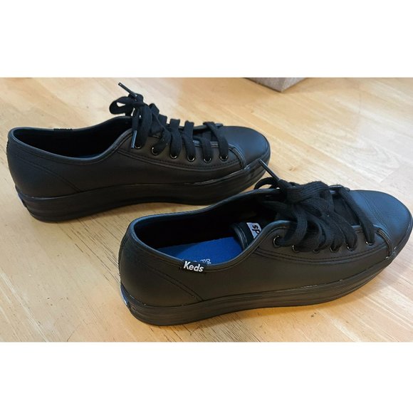 NEW Keds - Women's Triple Kick Leather Shoes (WH57311) (size 7.5) - Picture 1 of 7